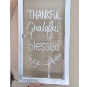 Meet your Posher, Melanie